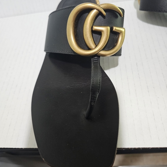 Gucci Marmont GG Thong Sandal Gold Heel Black - Picture 3 of 14